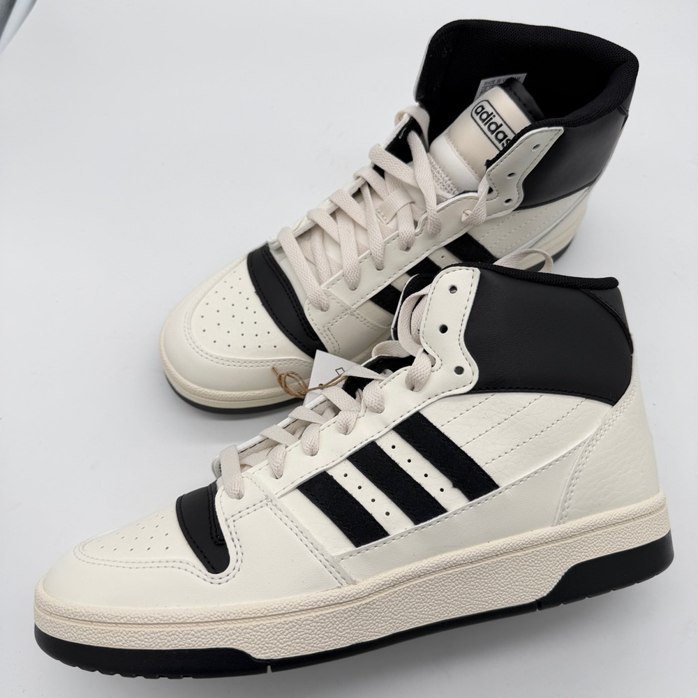 adidas Womens Break Start Mid Athletic Shoes. BRAND NEW.